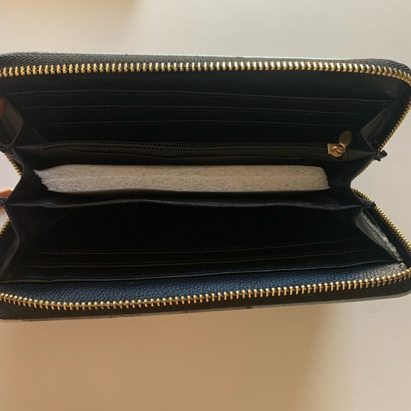 Puppy Wallet and Credit Card Holder Set of 2 - Picture 4 of 5